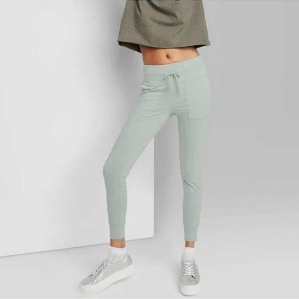 NWT Wild Fable High Rise Jogger Pant